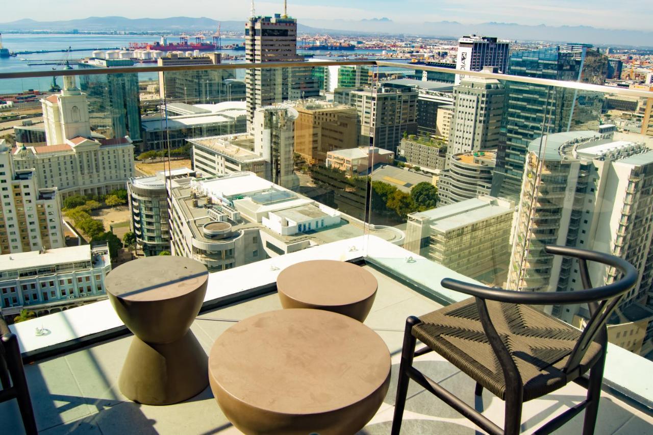 16 On Bree Luxury Studio Apartment With City Mountain Sea Views Kaapstad Buitenkant foto